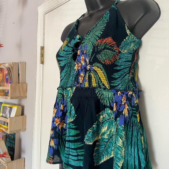 Floral Top Spring Summer Size Large - Picture 5 of 7